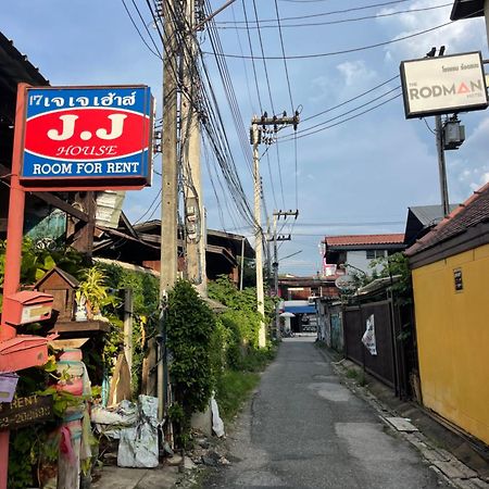 JJ Guesthouse Chiang Mai Eksteriør billede