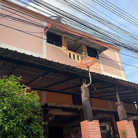 JJ Guesthouse Chiang Mai Eksteriør billede