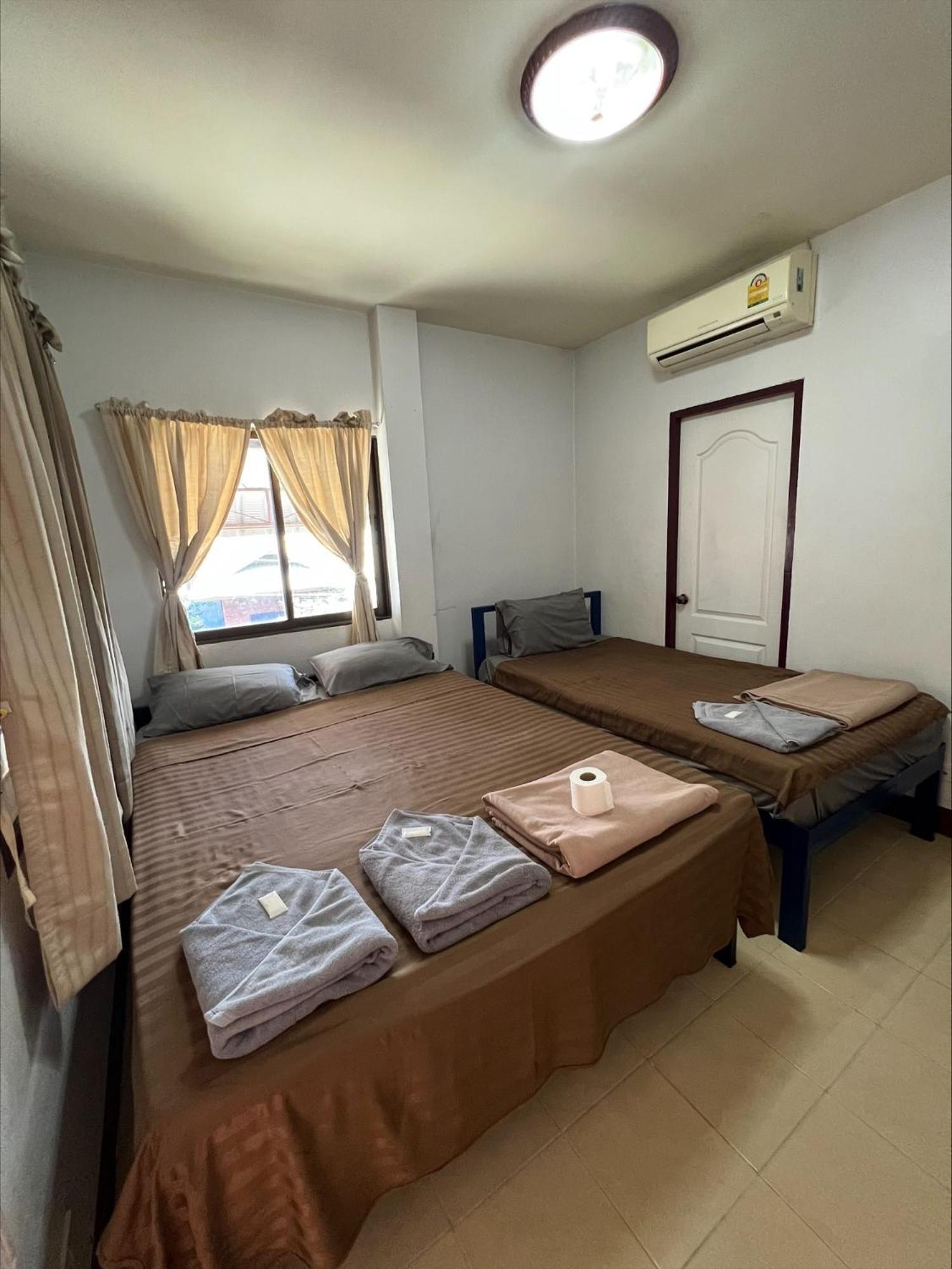 JJ Guesthouse Chiang Mai Eksteriør billede